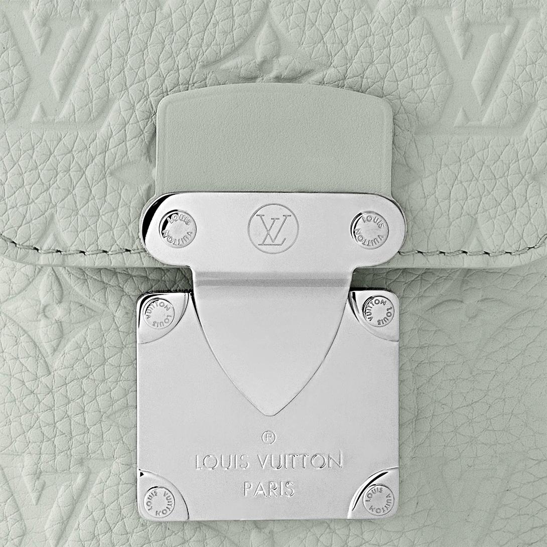 Túi Louis Vuitton S-Lock Vertical Wearable Wallet Monogram Taurillon Leather Nam Xám